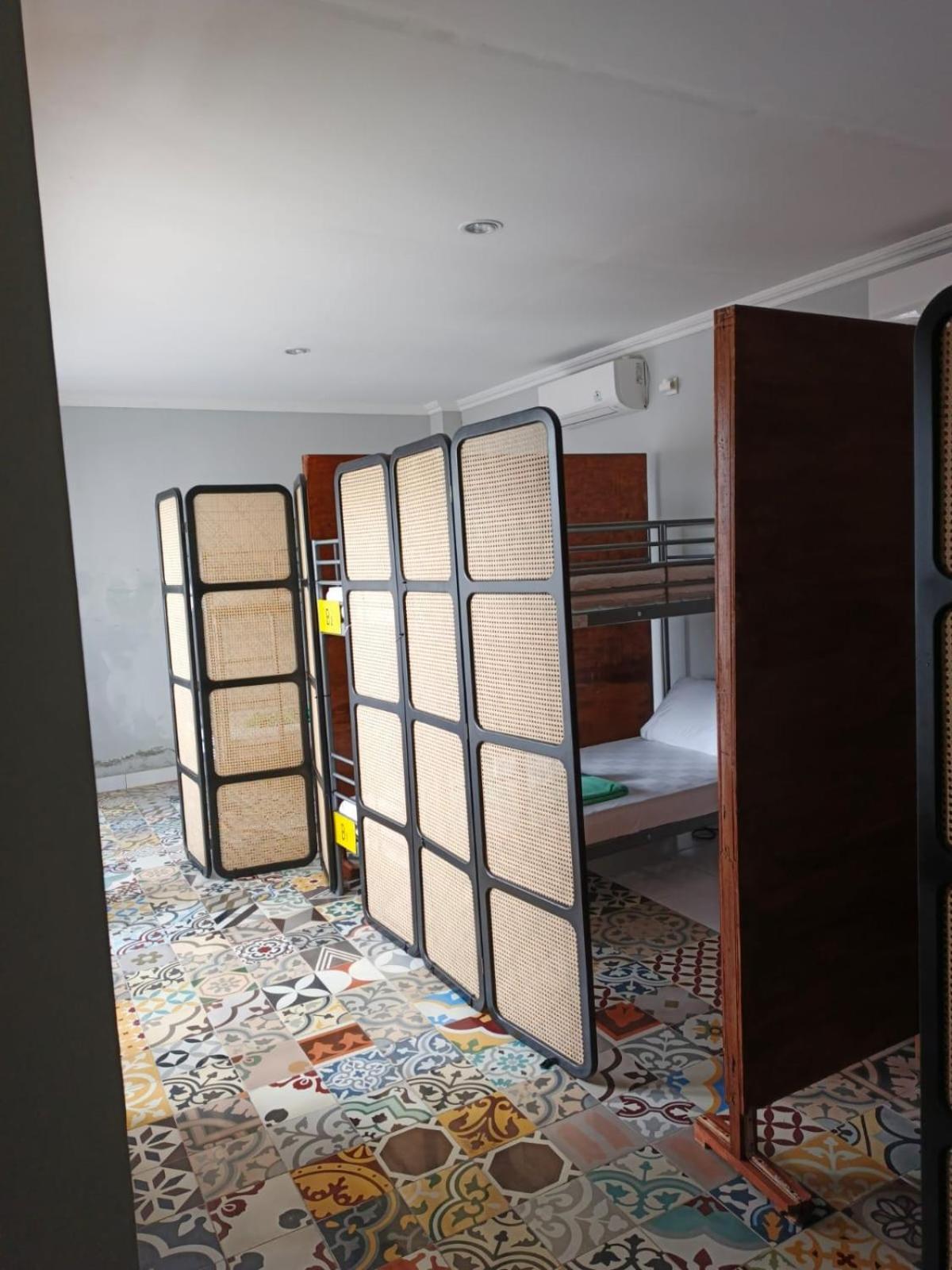 Br Bed N Bfast Bed & Breakfast Uluwatu Exterior foto
